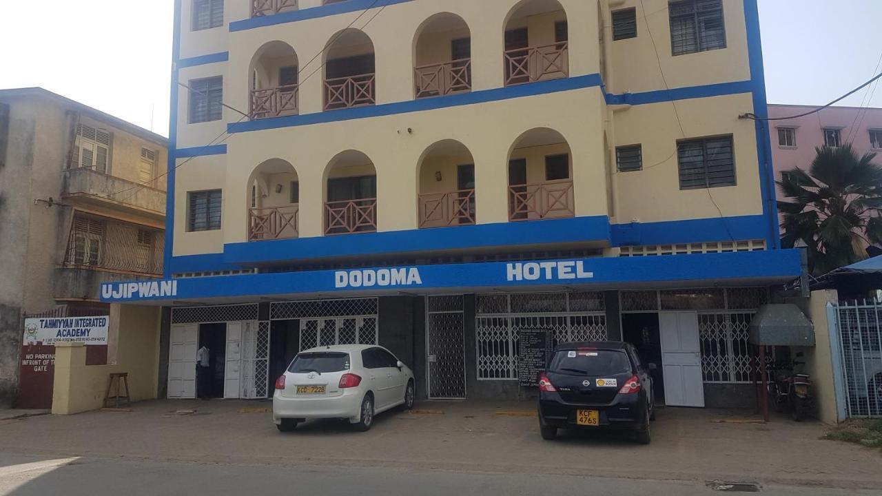 Dodoma Serene Hotel Момбаса Экстерьер фото