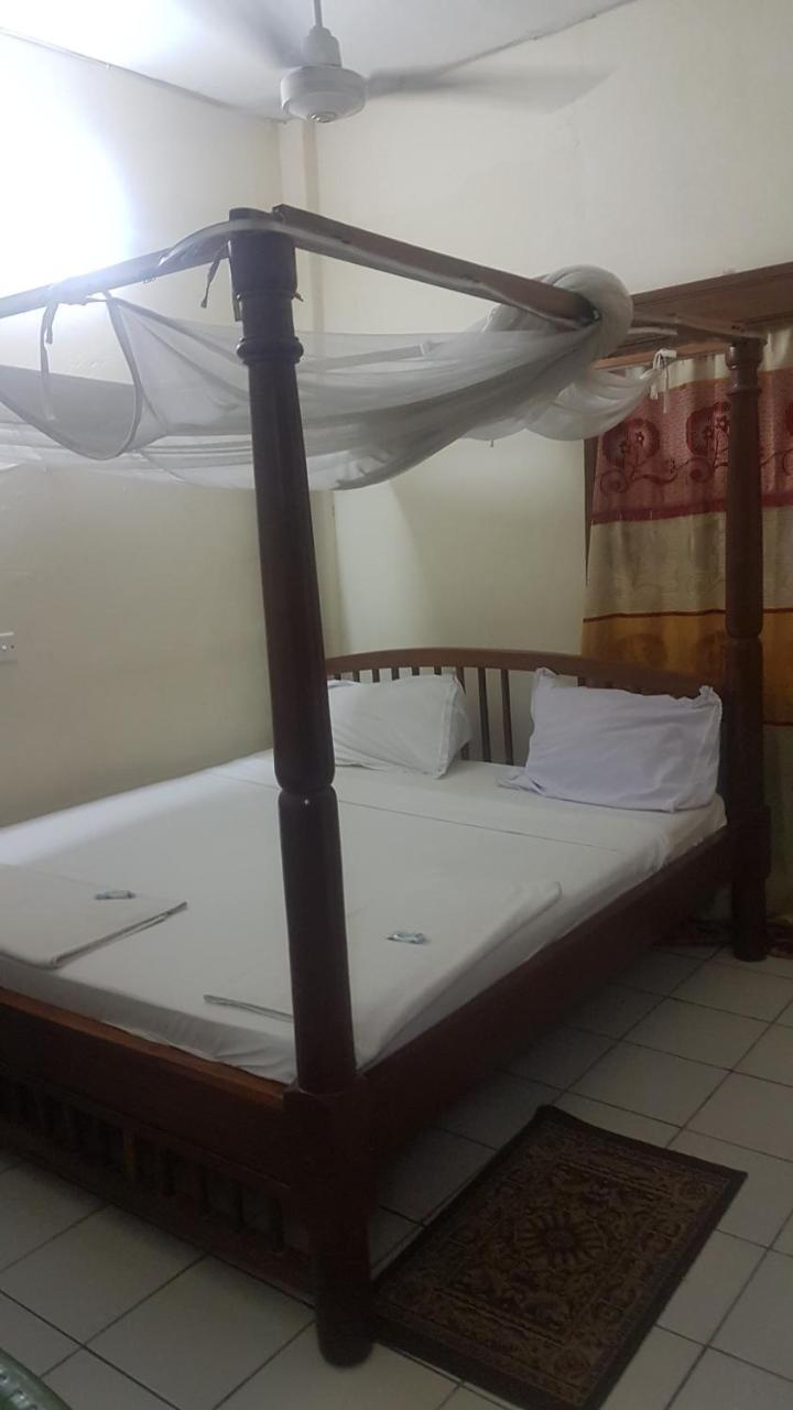 Dodoma Serene Hotel Момбаса Экстерьер фото